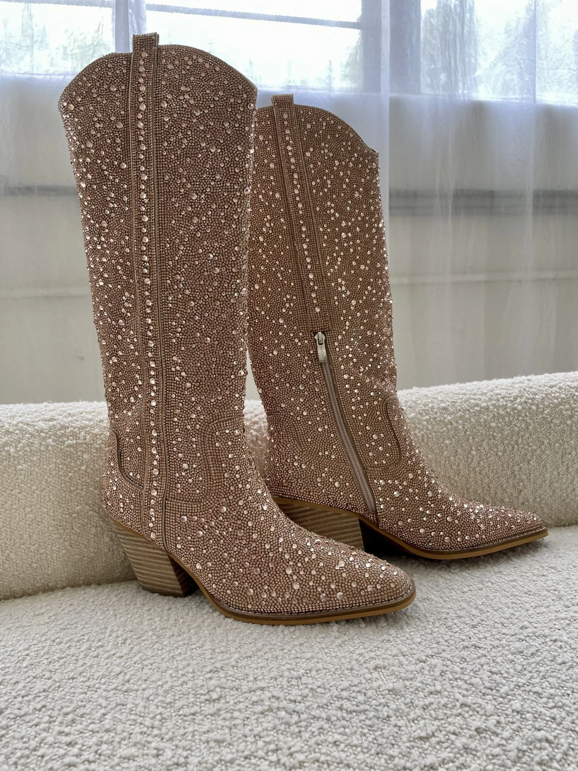 DEAL Shoes That Shine Rhinestone Western Boots