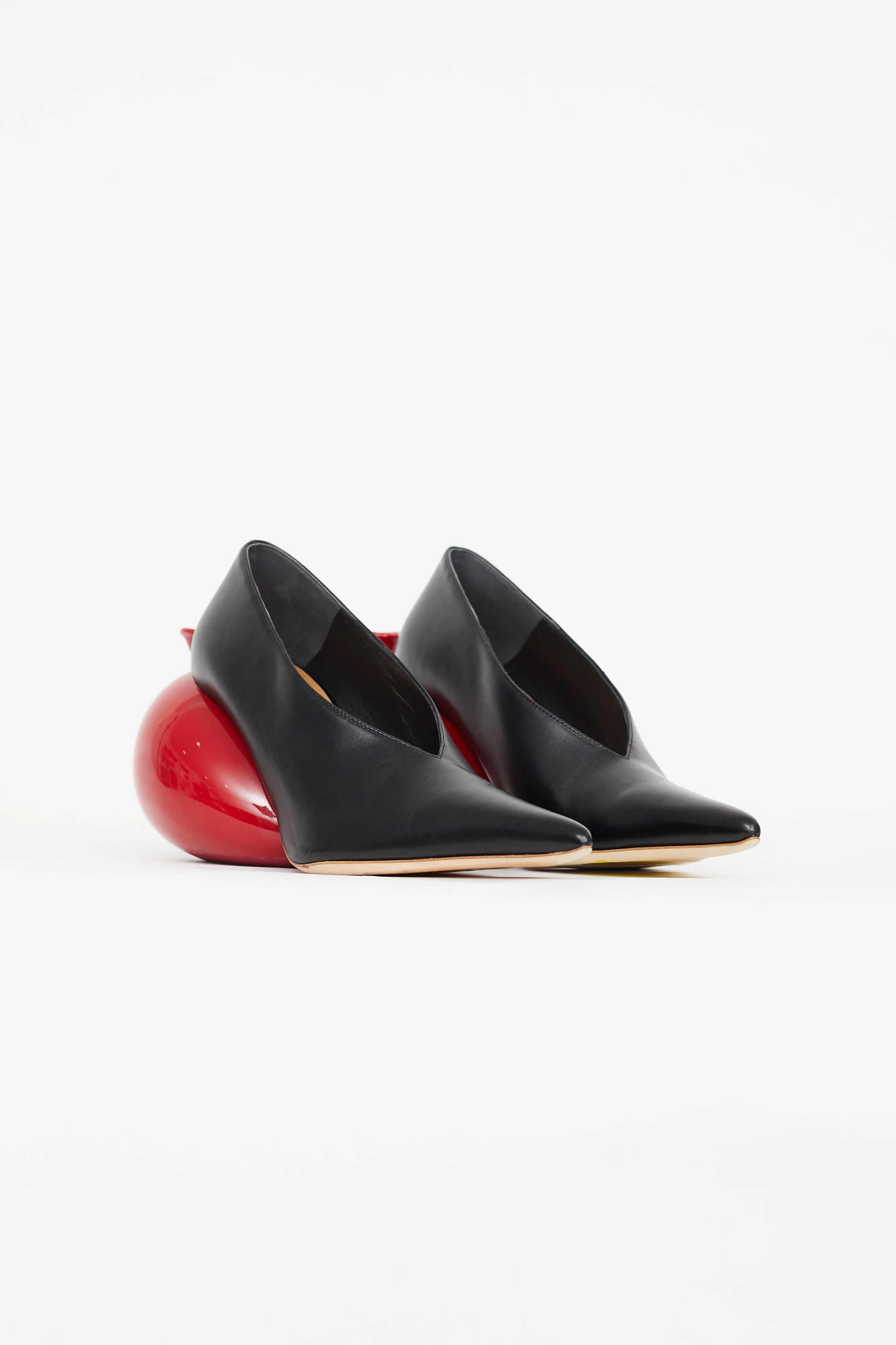 Fall 2022 Black & Red Balloon Heel