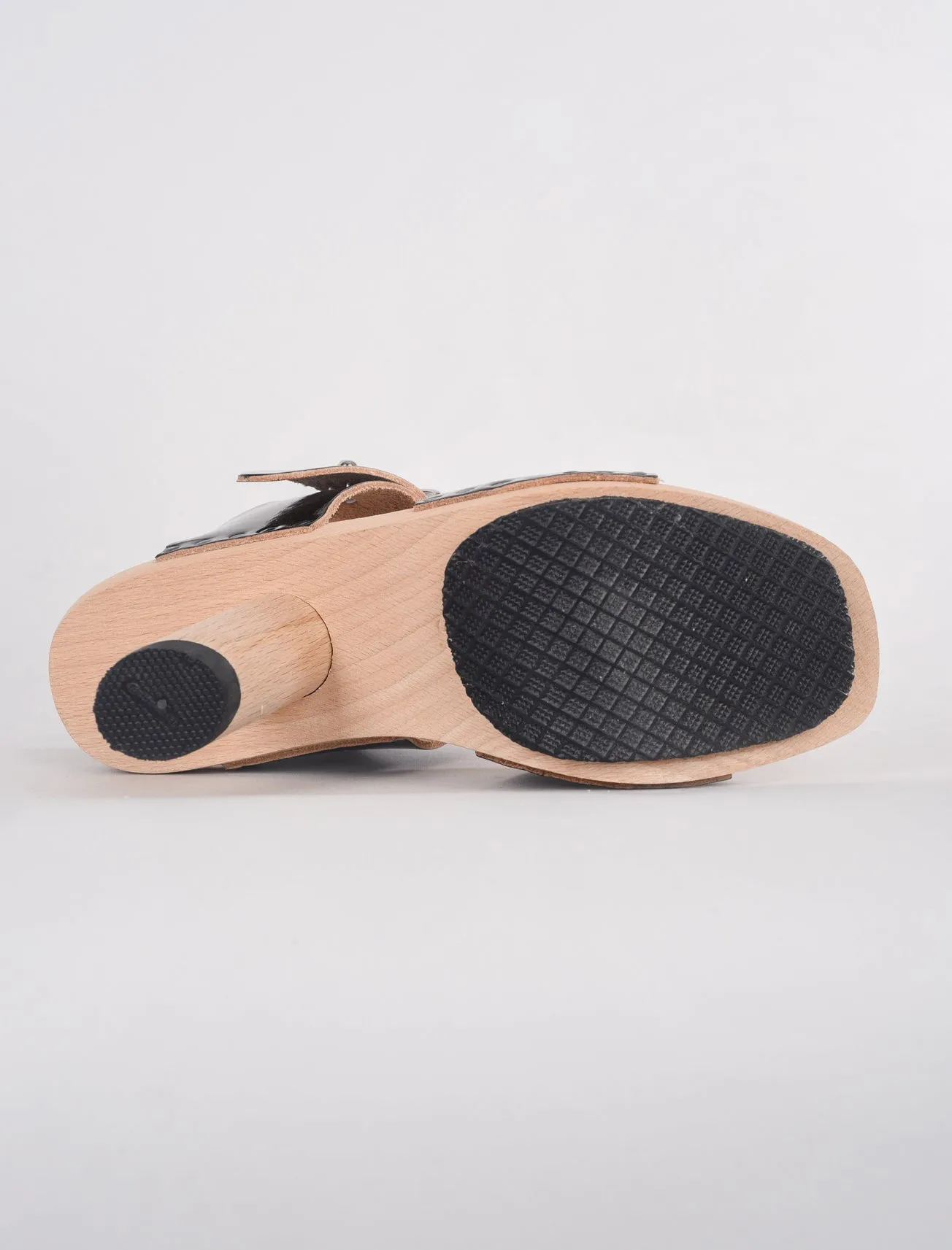 Hoppla Wood Sandal, Black Patent