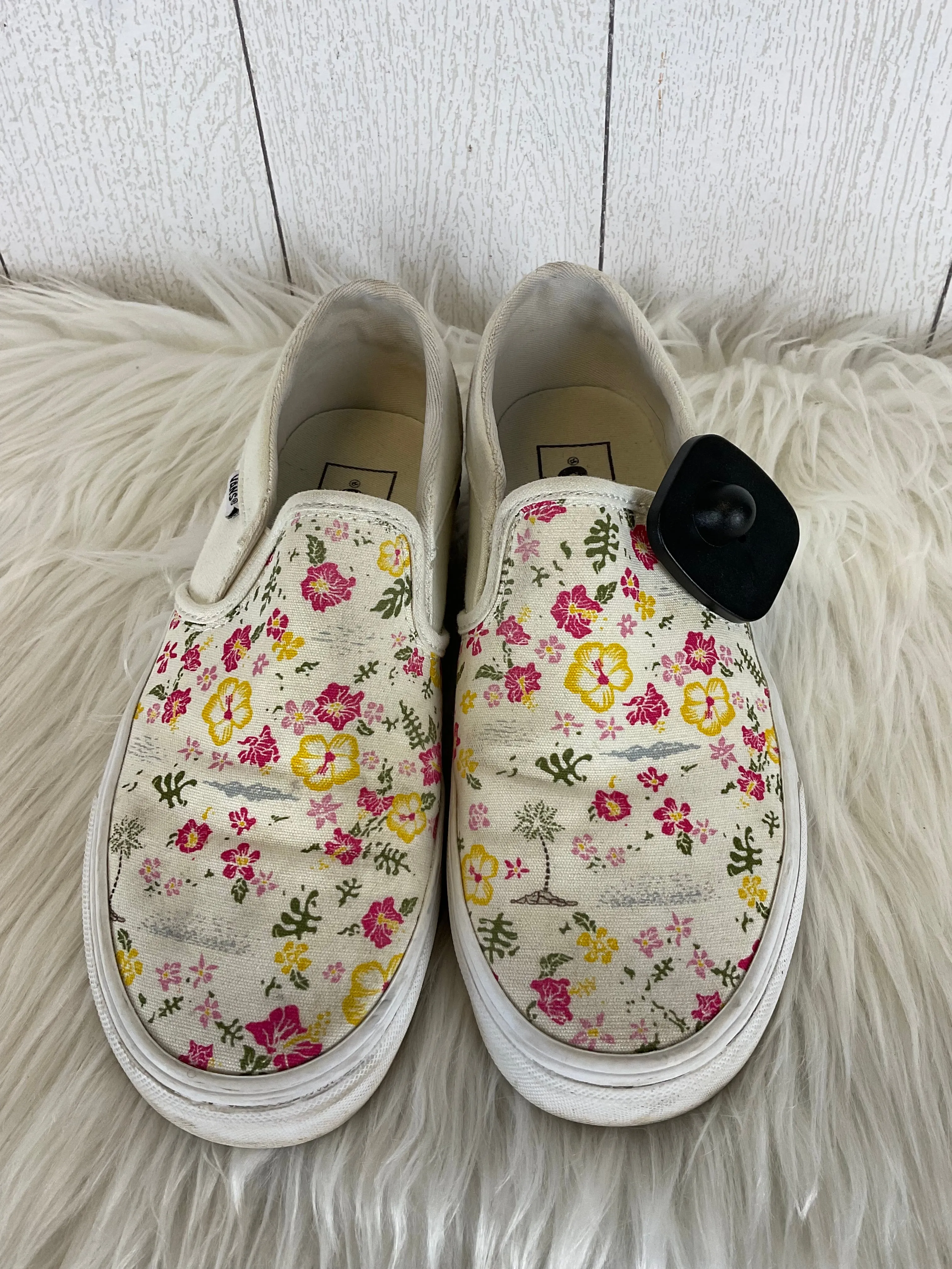 Shoes Flats By Vans In Floral Print, Size: 6.5